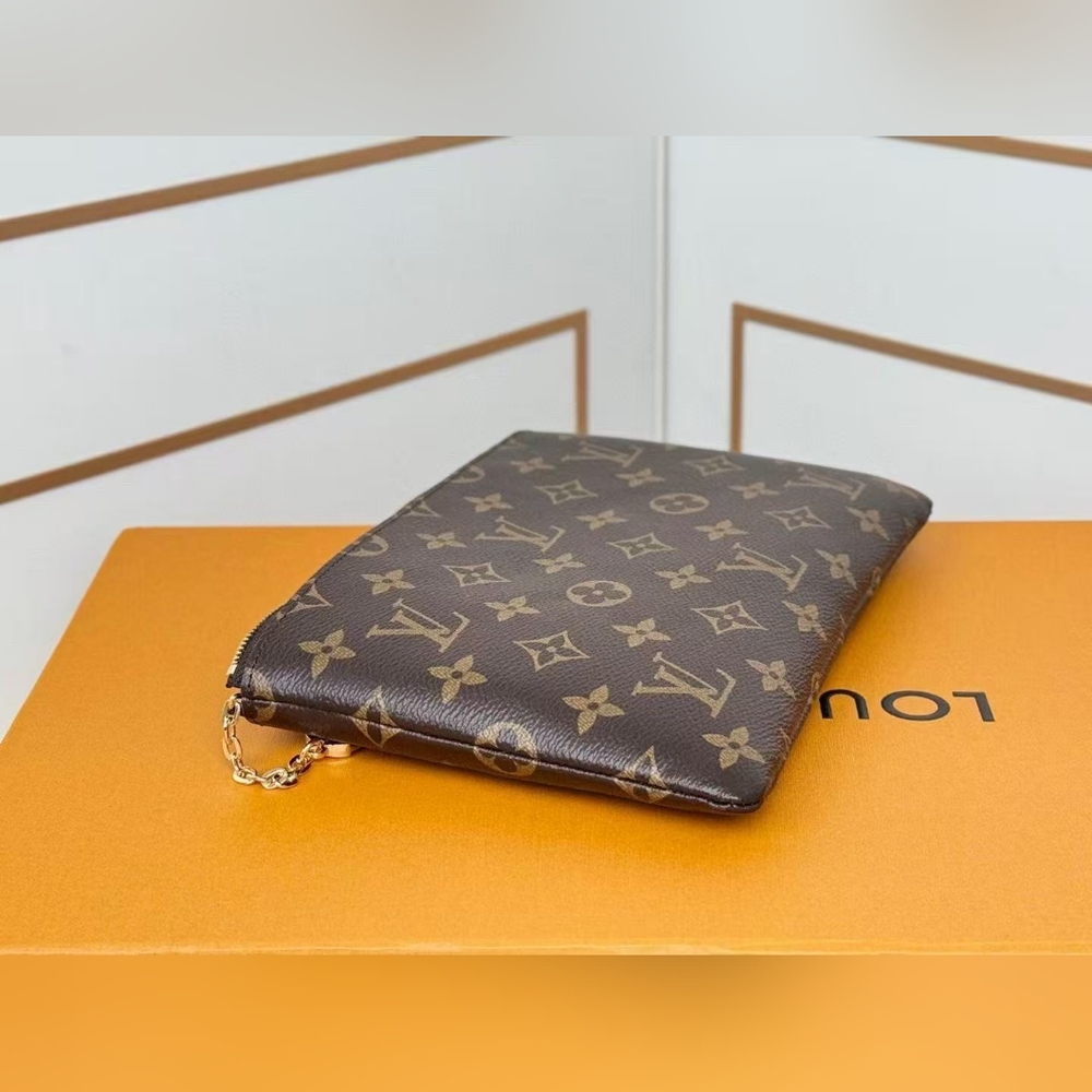 Louis Vuitton Key Pouch M - Picture 3 of 8